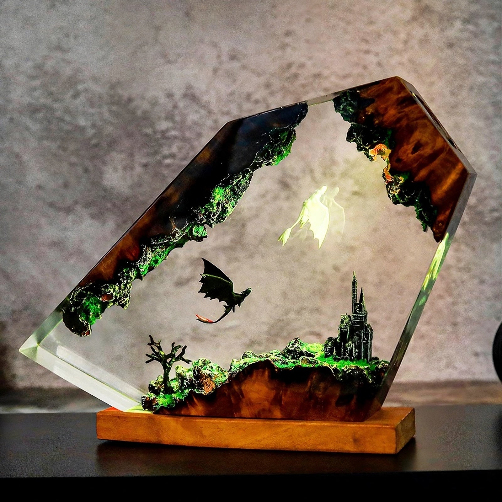 Dragon Resin Night Light – 7-Color LED USB Ambient Lamp