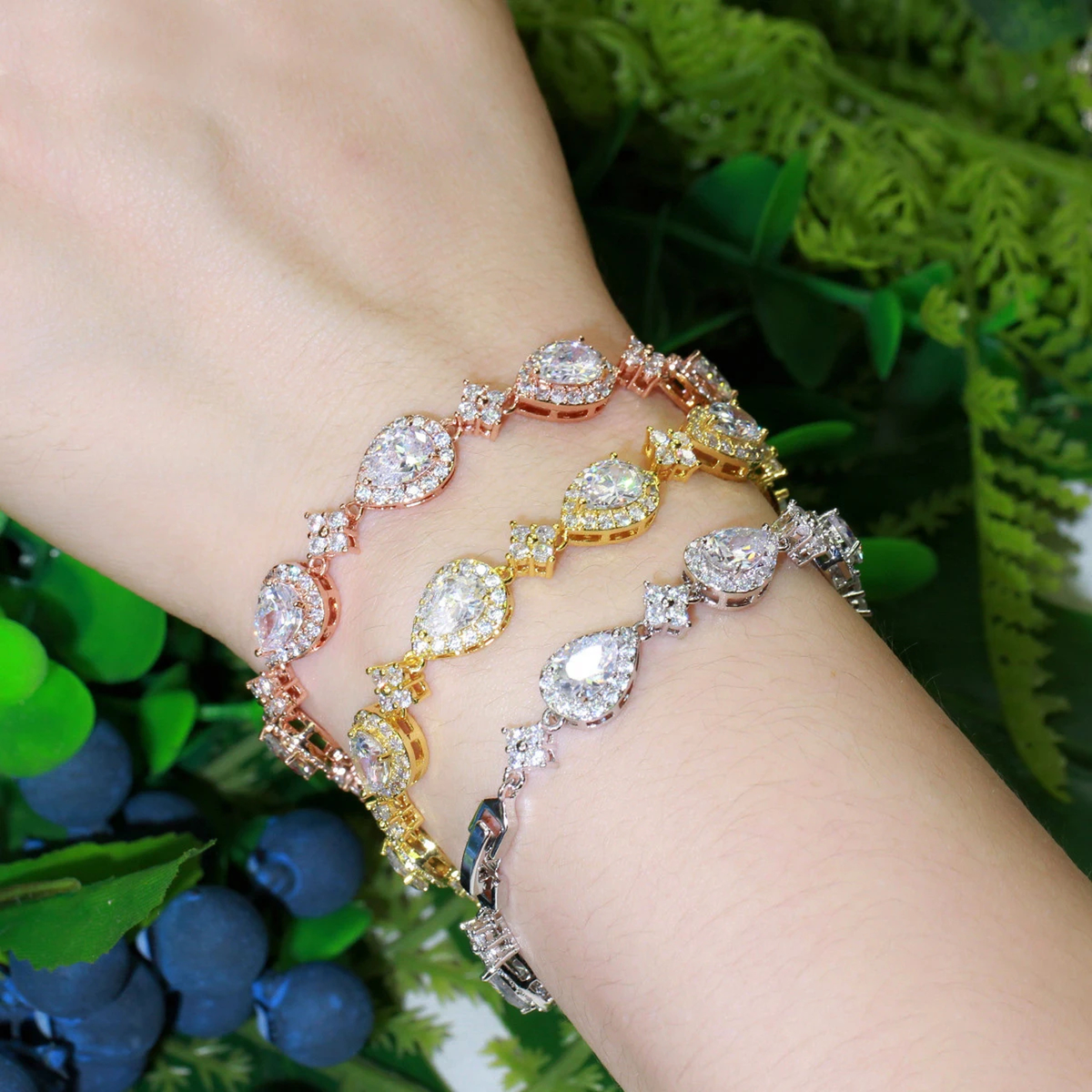 Teardrop Crystal Link Bracelet with Adjustable Extension