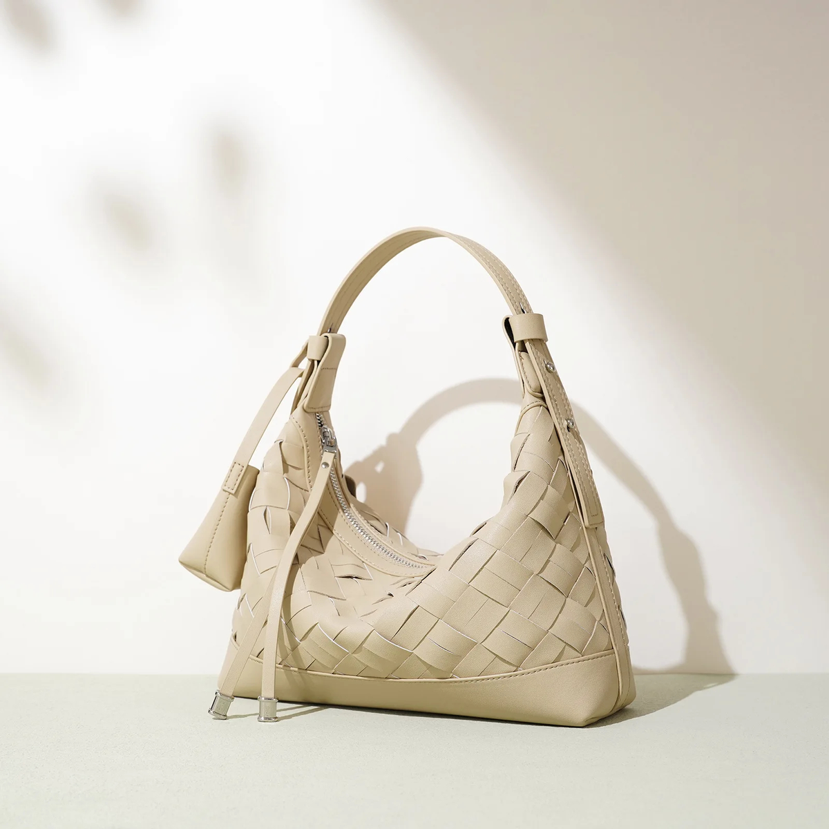 Woven Hobo Shoulder Bag with Zippered Opening