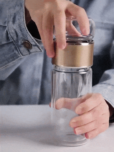 Portable Tea Infuser & Detox Water Bottle (Built-in Filter for Healthy Hydration)
