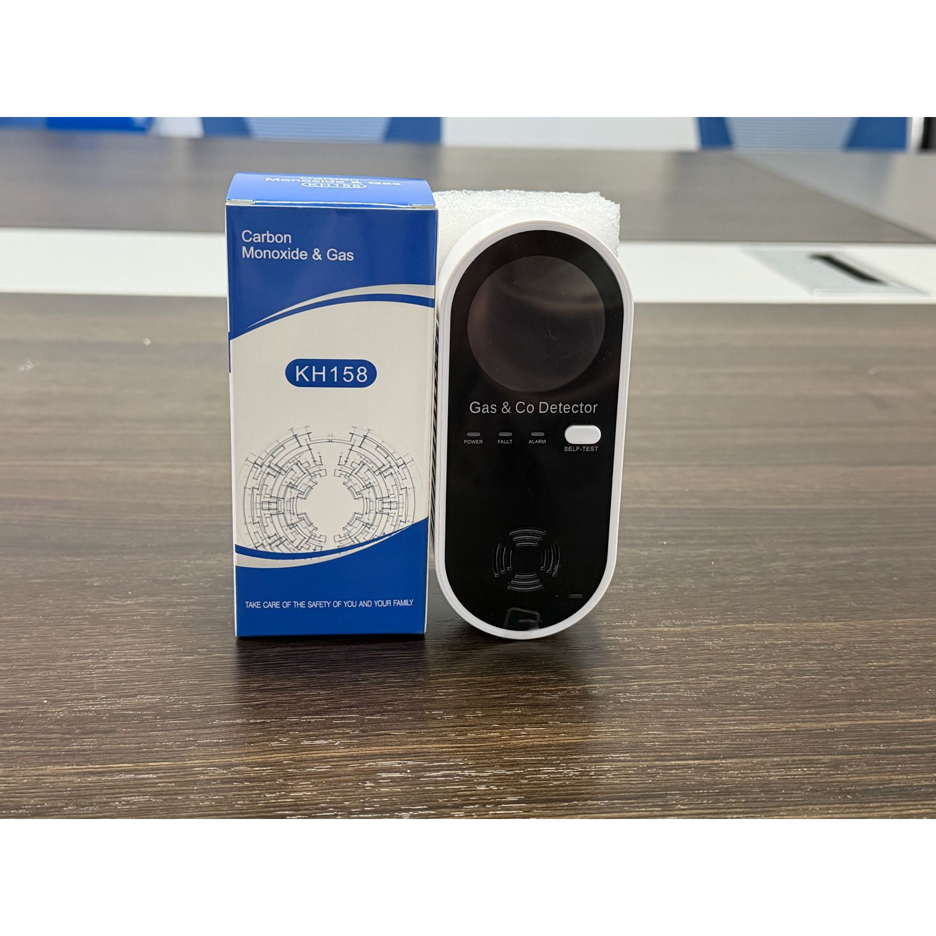 Portable Gas & CO Detector with Alarm – Plug-In Safety Monitor