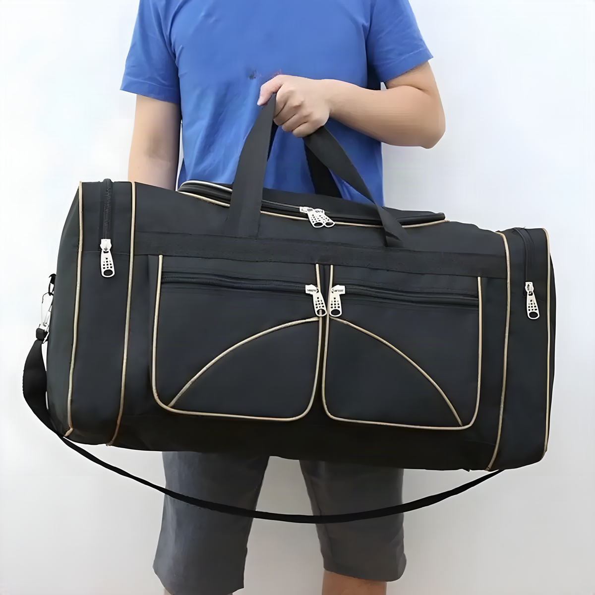 Large Oxford Travel Duffel Bag, 69 cm and Zippered Pockets