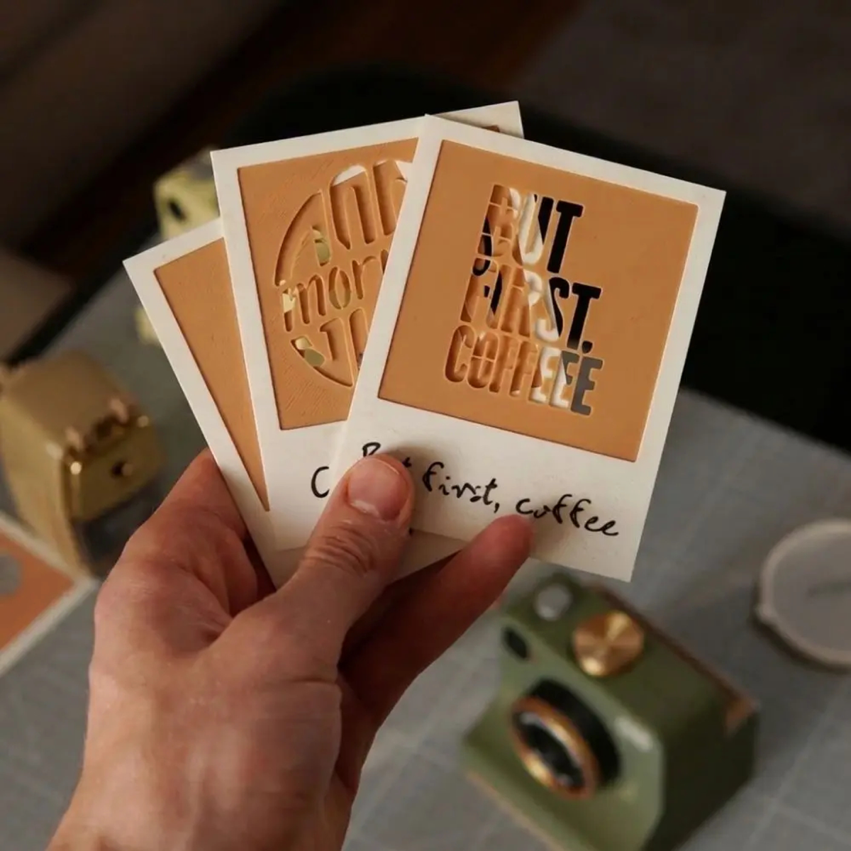Camera-Shaped Latte Art Stencil Tool with Interchangeable Cards
