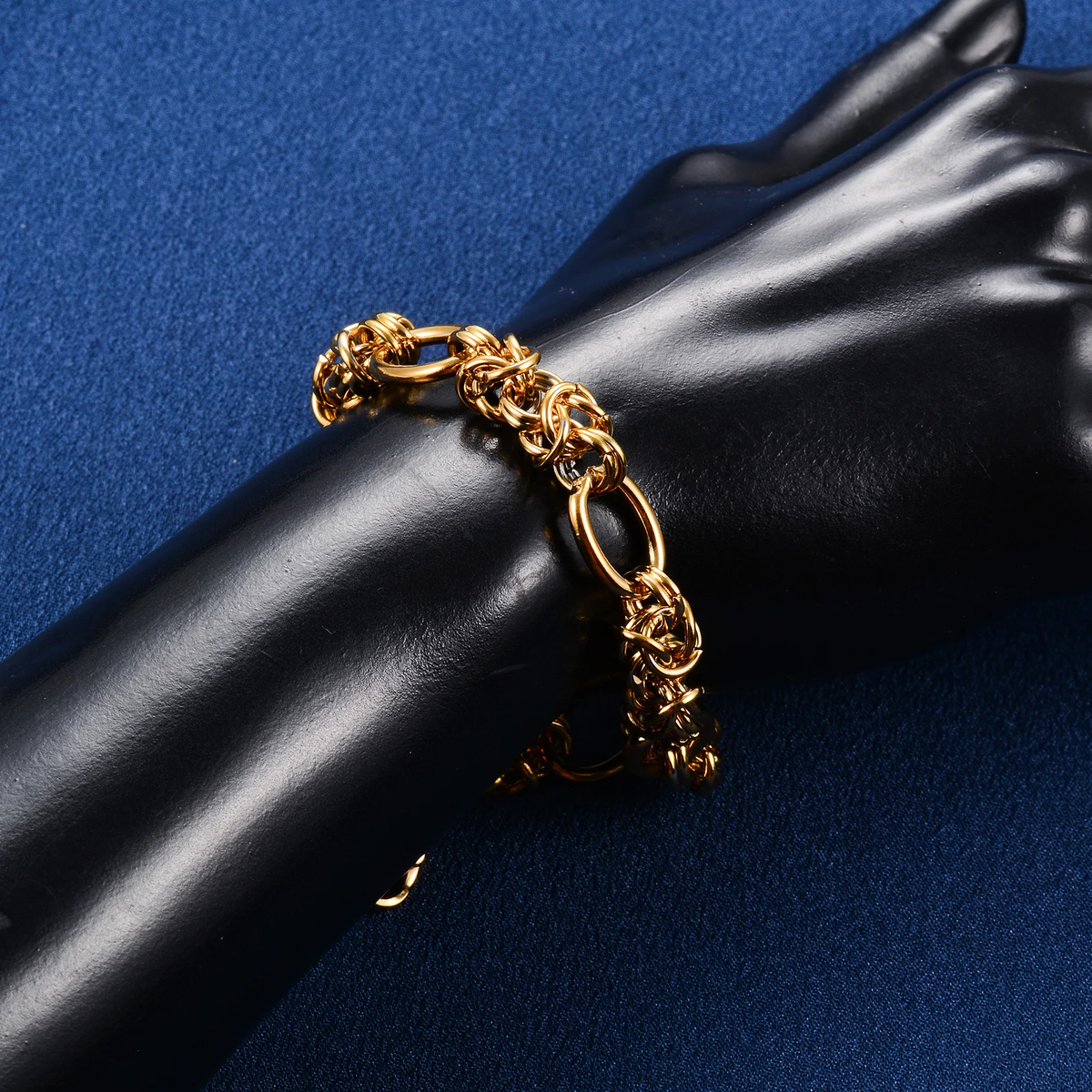 Interwoven Chain Bracelet, Oval Links and Lobster Clasp