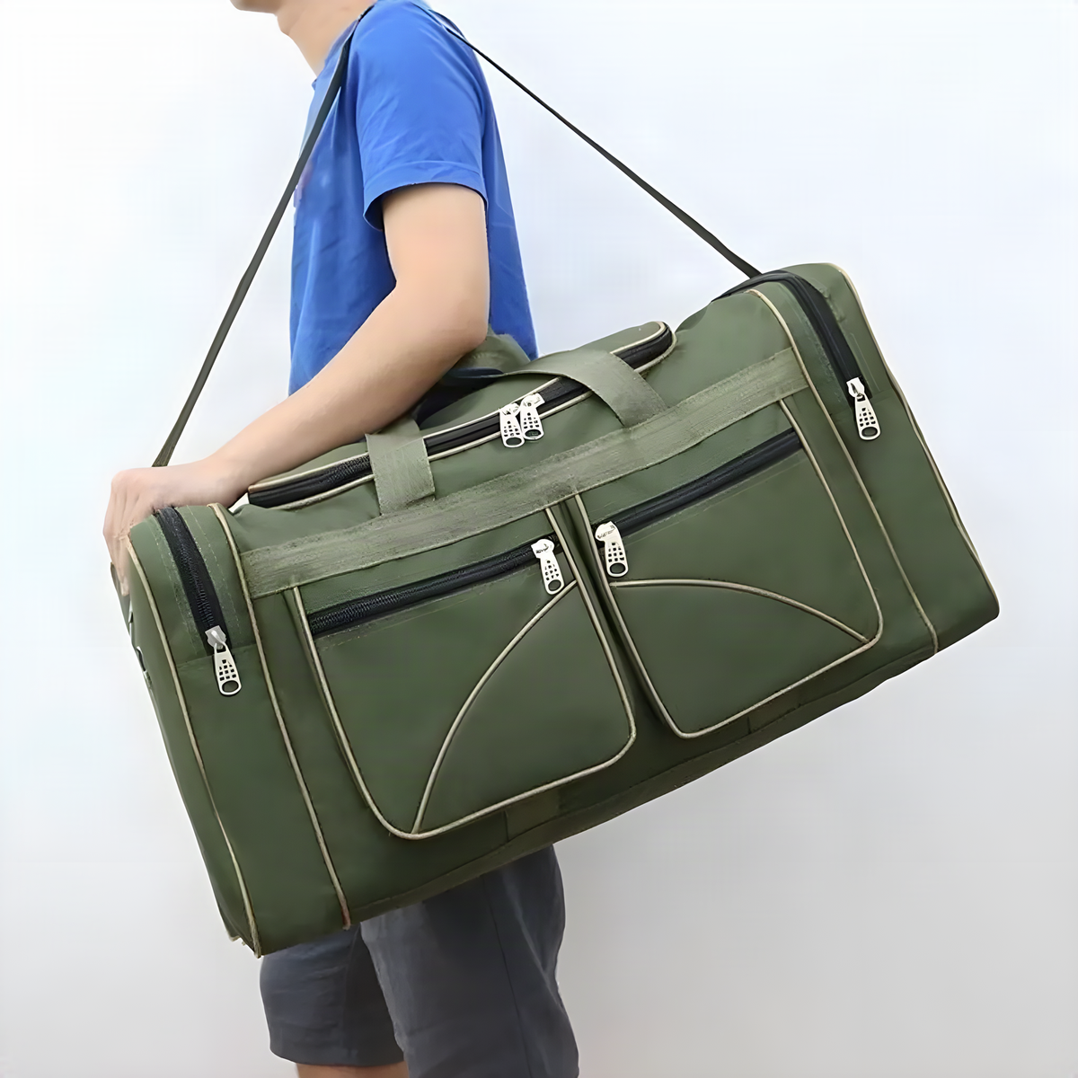 Large Oxford Travel Duffel Bag, 69 cm and Zippered Pockets