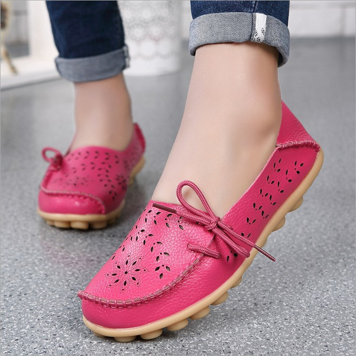 Women's Perforated Lace-Up Casual Shoes with Flat Sole