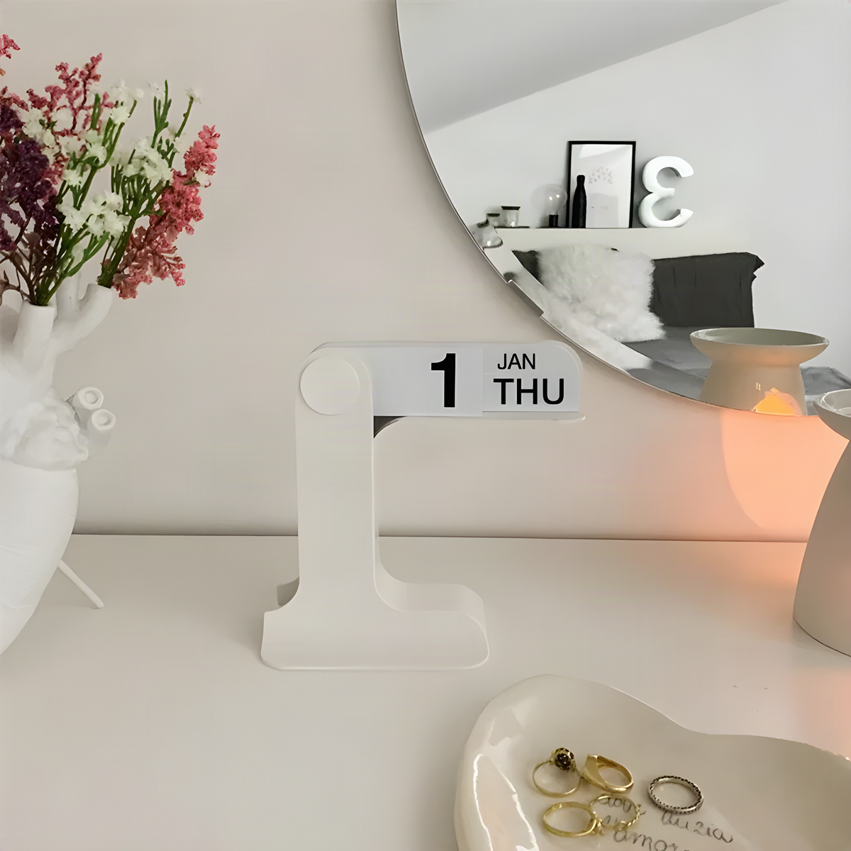 Manual Flip Desk Calendar with Month and Weekday Display