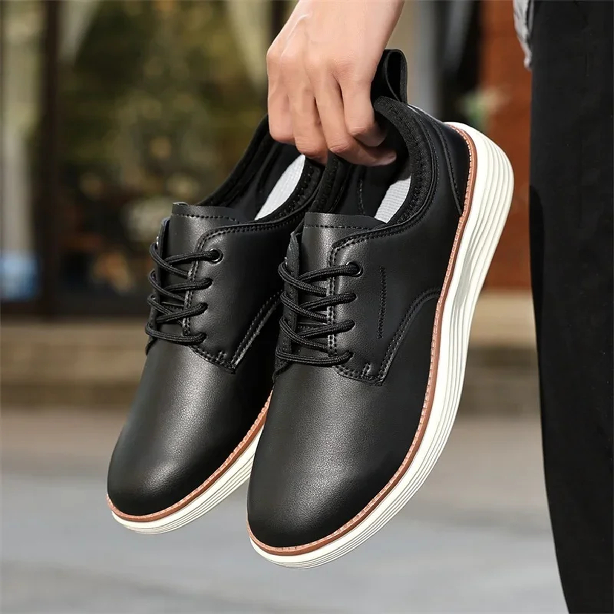 Men's Lace-Up Court Sneakers with Bright Contrast Sole