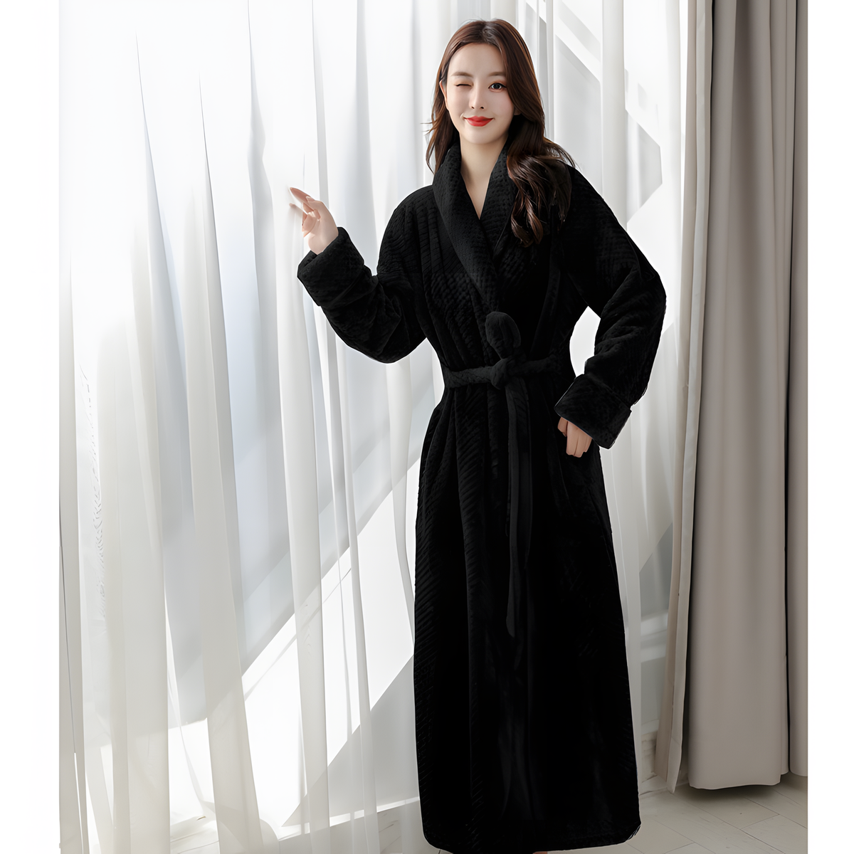 Women's Plush Hooded Bathrobe with Long Cut and Flannel Feel