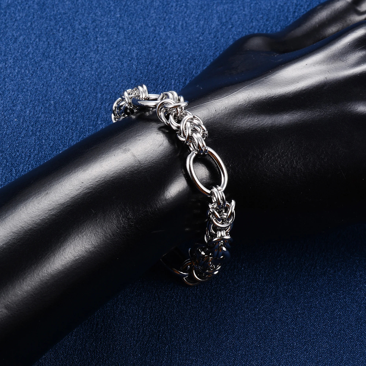 Interwoven Chain Bracelet, Oval Links and Lobster Clasp