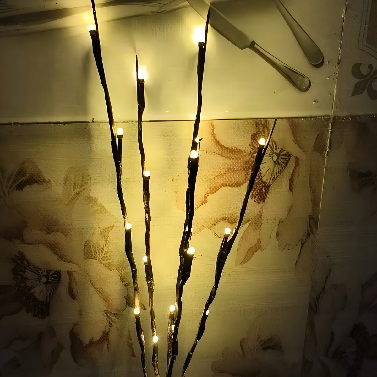 Warm White LED Twig Branch Light, 70 cm Battery-Powered Stem