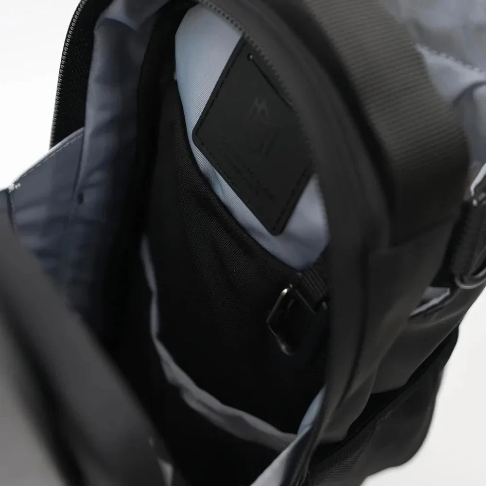 Magnetic Water Bottle & Gear Holder (Strong Grip for Gym Equipment)