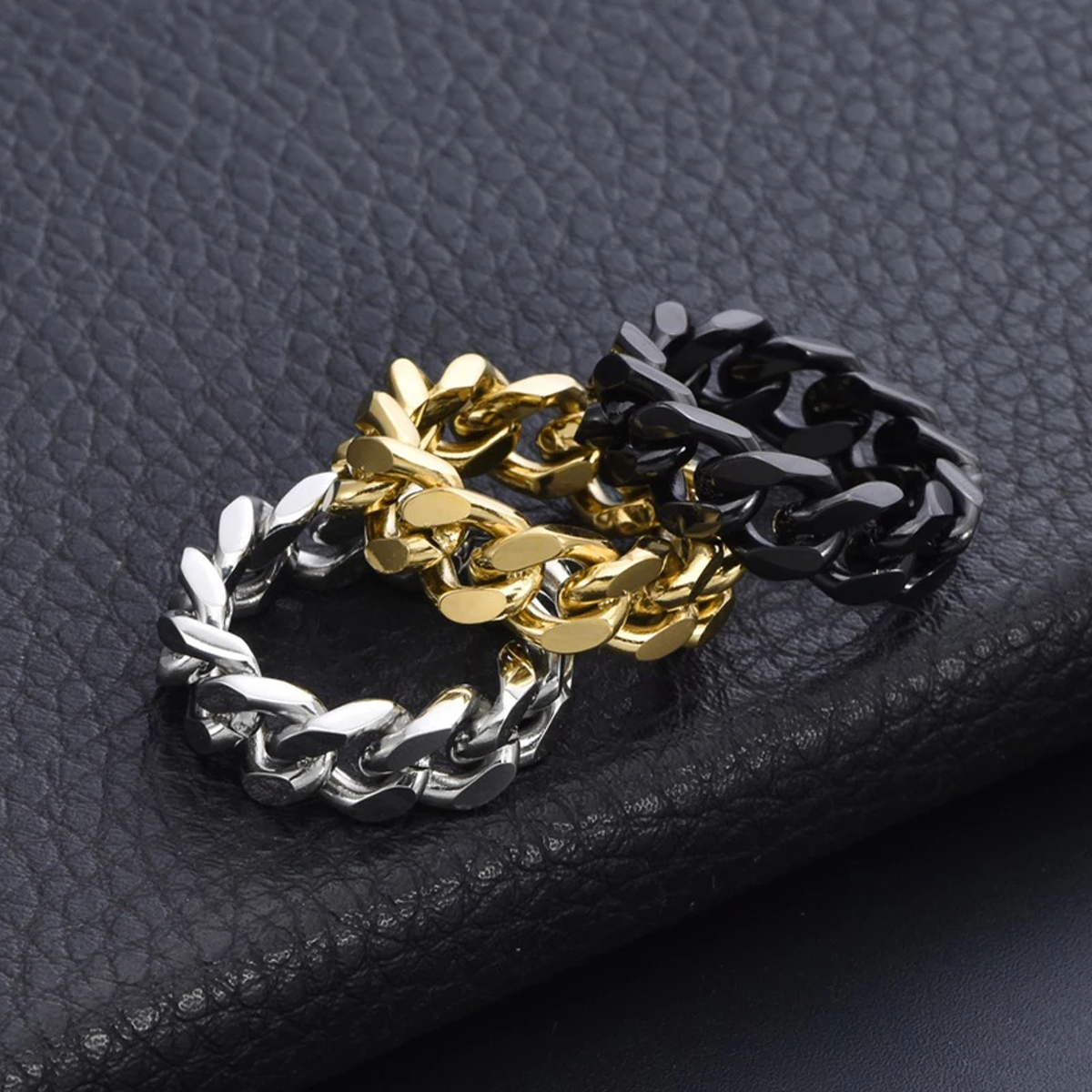 Chunky Chain Statement Ring with Rounded Interlocking Links