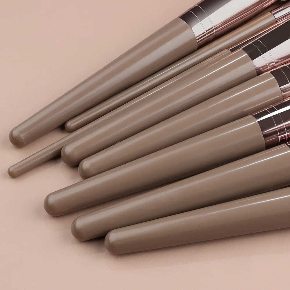 Soft Makeup Brush Set 3–20 Pieces for Blending & Travel
