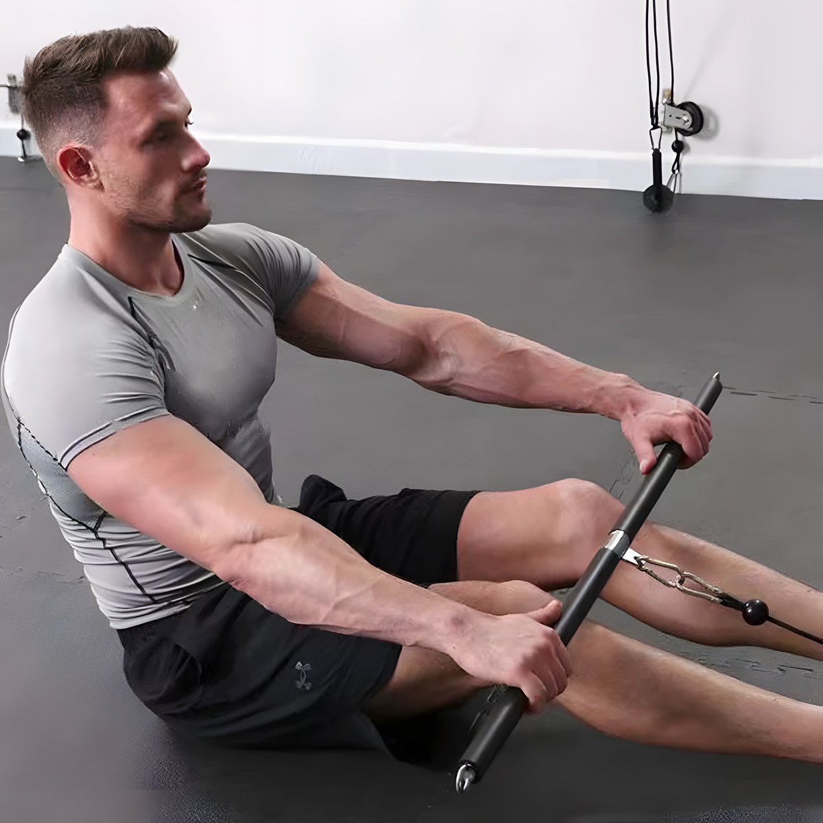Three-Section Cable Machine Bar for Pulldowns, Rows and Curls
