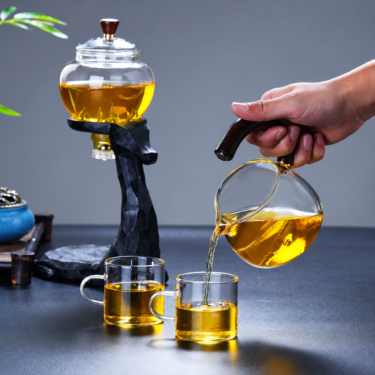 Magnetic Glass Tea Brewer with Deer Stand and Serving Pitcher