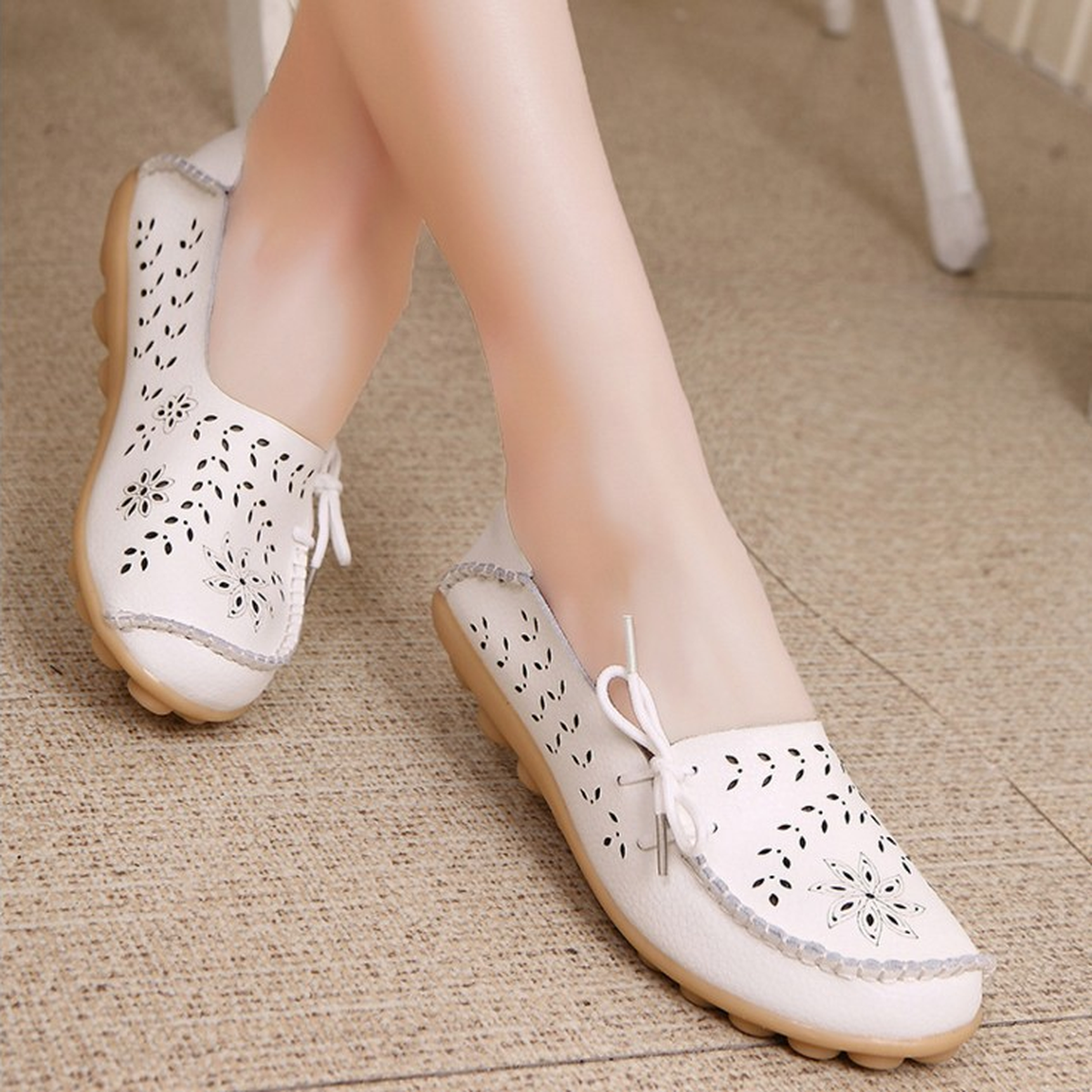 Women's Perforated Lace-Up Casual Shoes with Flat Sole