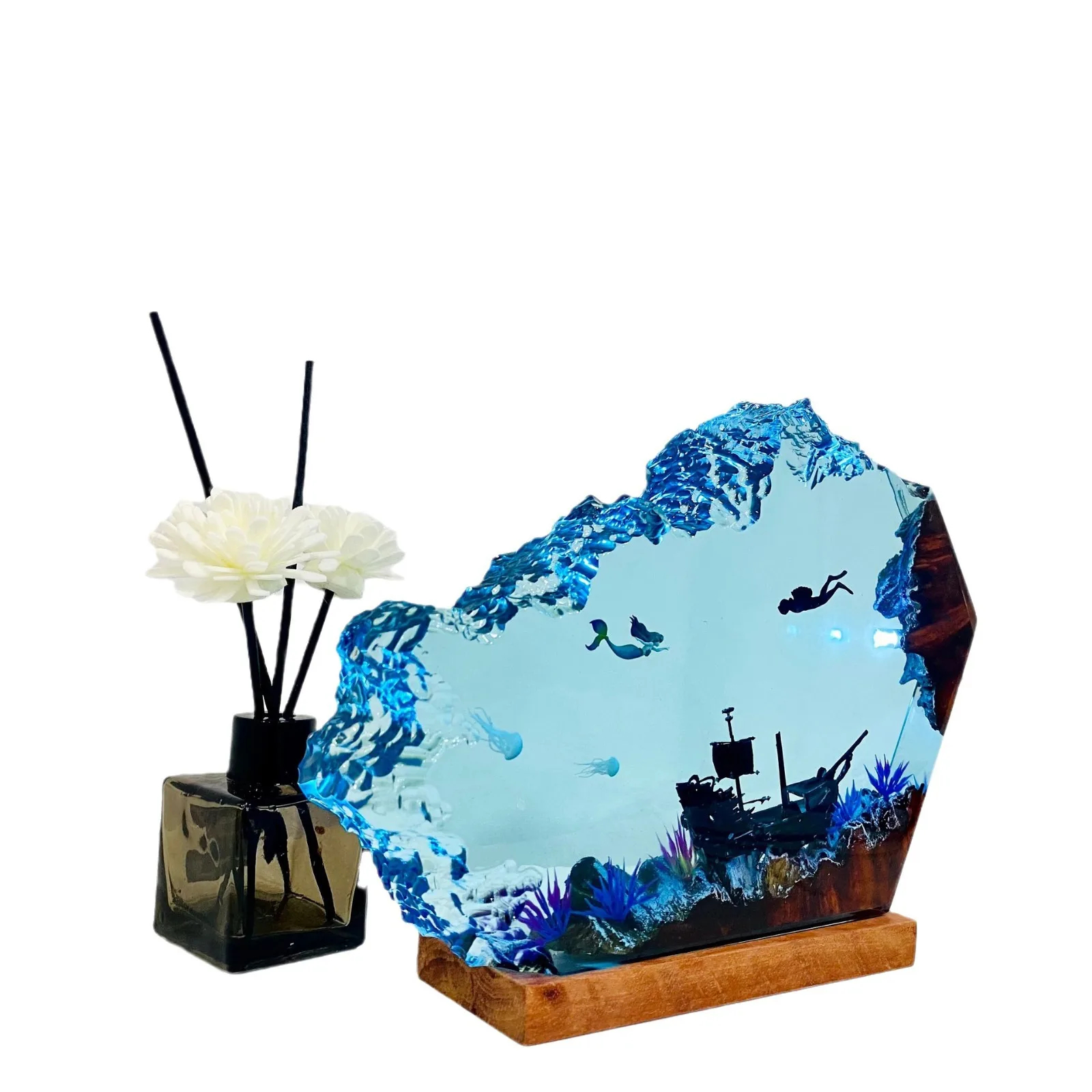 Mermaid Diver Resin Night Light Ocean Scene Warm Light 6x4in