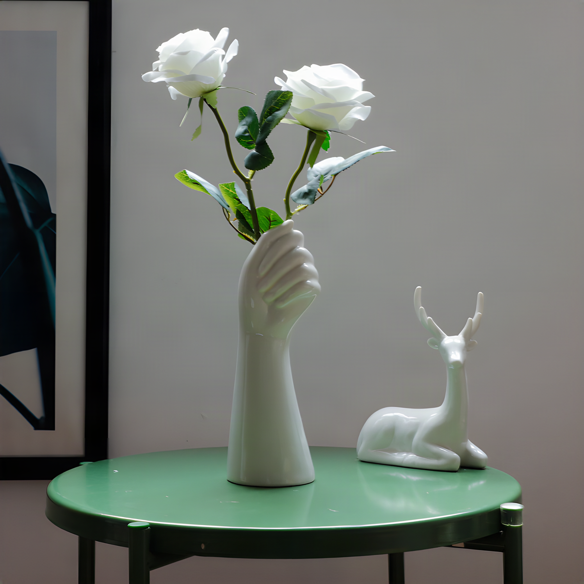 Hand-Shaped Ceramic Vase, Sculptural Flower Display 23.5 cm