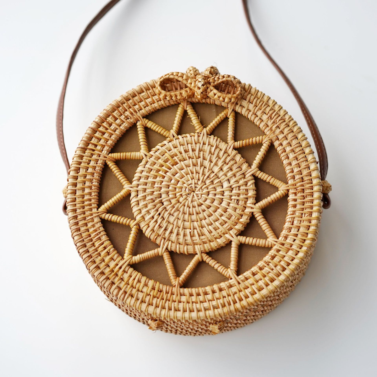 Small Woven Rattan-Style Crossbody Bag with Lining and Strap