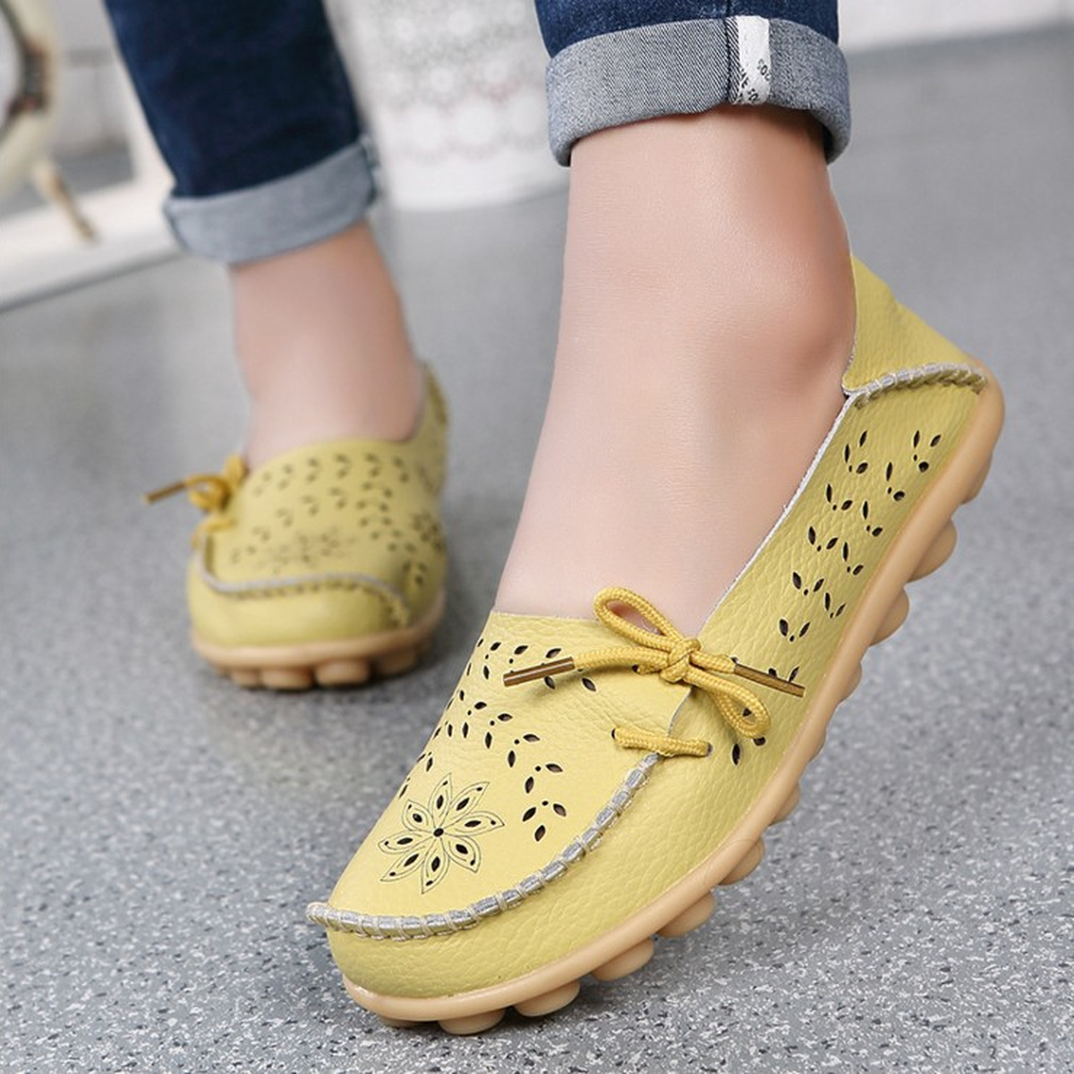 Women's Perforated Lace-Up Casual Shoes with Flat Sole