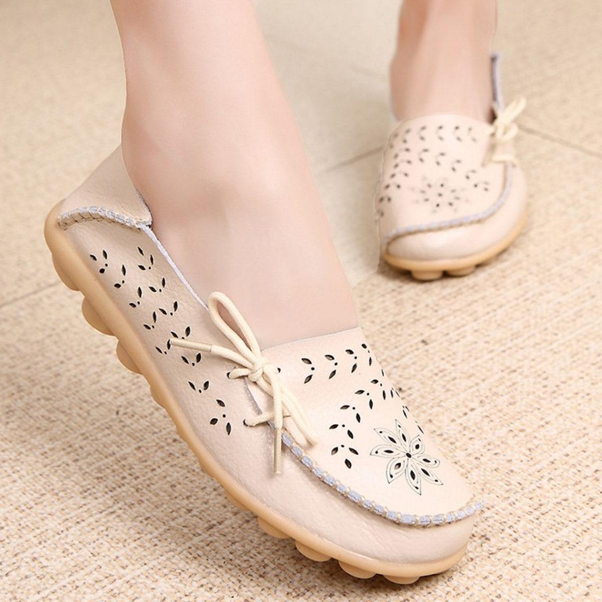 Women's Perforated Lace-Up Casual Shoes with Flat Sole