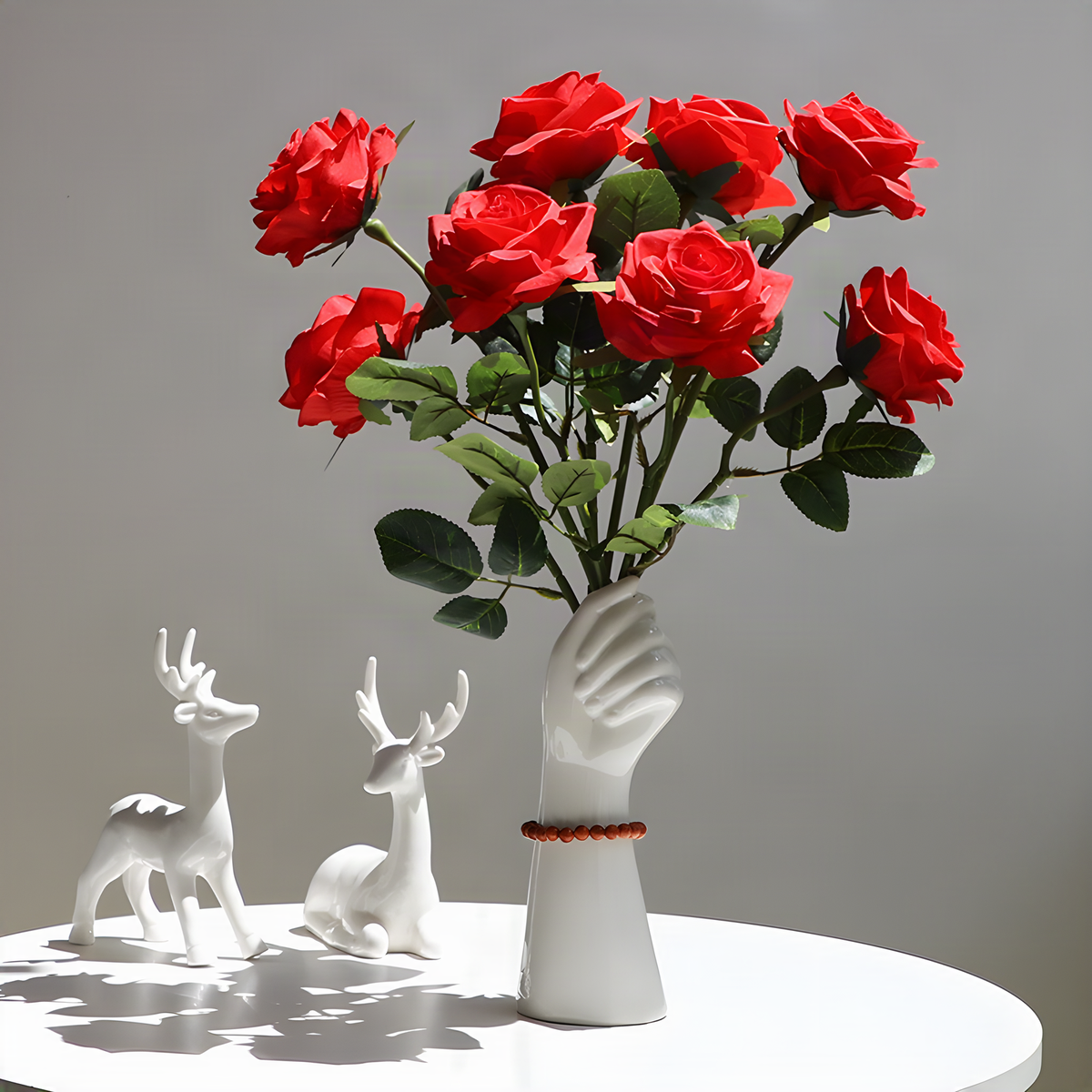 Hand-Shaped Ceramic Vase, Sculptural Flower Display 23.5 cm