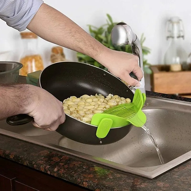 Universal Clip-On Silicone Strainer (Hands-Free Draining for Pots & Pans) - TradixPro